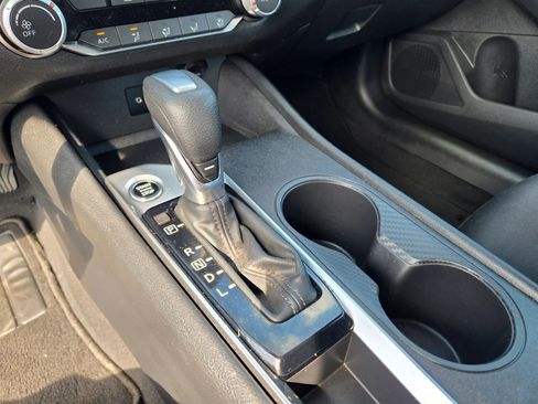 Used 2022 Nissan Altima 2.5 S image 39