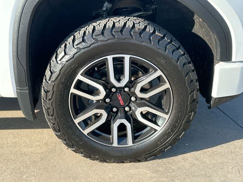 Used 2021 GMC Sierra 1500 AT4 w/ AT4 Preferred Package image 10