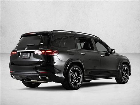 Certified 2026 Mercedes-Benz GLS 450 4MATIC image 5