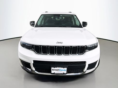 Used 2021 Jeep Grand Cherokee L Limited AWD/4WD image 2