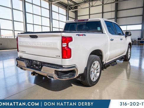 Used 2023 Chevrolet Silverado 1500 LTZ w/ LTZ Convenience Package II AWD/4WD image 30