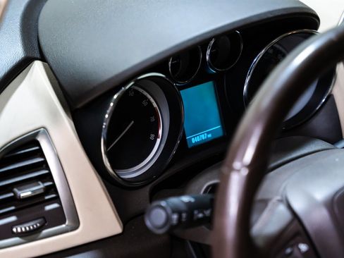 Used 2013 Buick Verano image 14