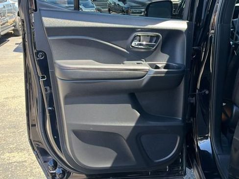 Used 2025 Honda Ridgeline Black Edition image 14