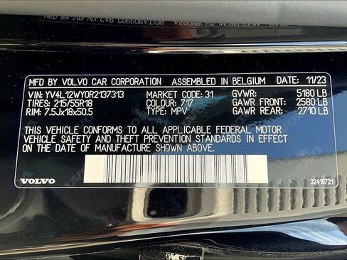 Certified 2024 Volvo V60 B5 Cross Country Plus image 41