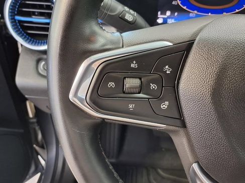 Used 2025 Chevrolet Trax LT w/ Driver Confidence Package FWD image 7
