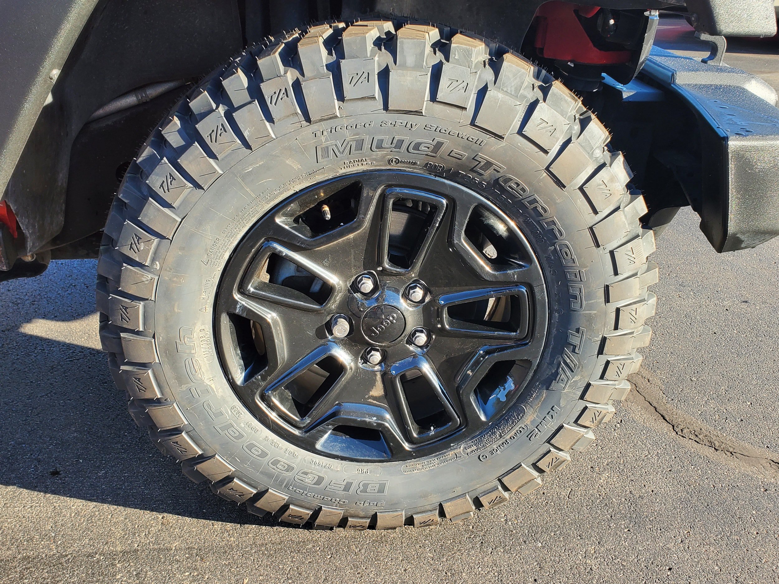 Used 2016 Jeep Wrangler Unlimited Sport AWD/4WD image 22