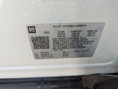 Used 2025 Buick Encore GX Preferred FWD image 17