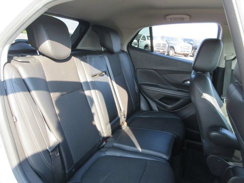 Certified 2019 Buick Encore Preferred FWD image 21
