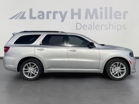 Used 2024 Dodge Durango GT RWD image 6