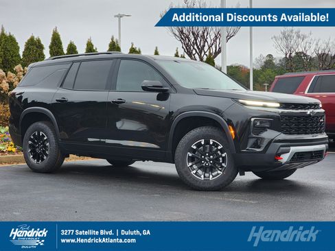 New 2026 Chevrolet Traverse Z71 w/ Driver Confidence Package image 1