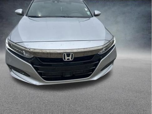 Used 2019 Honda Accord Sport image 2