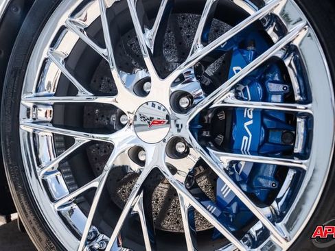 Used 2011 Chevrolet Corvette ZR1 w/ Preferred Equipment Group RWD image 3