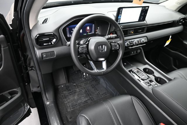 New 2026 Honda Pilot Touring image 15