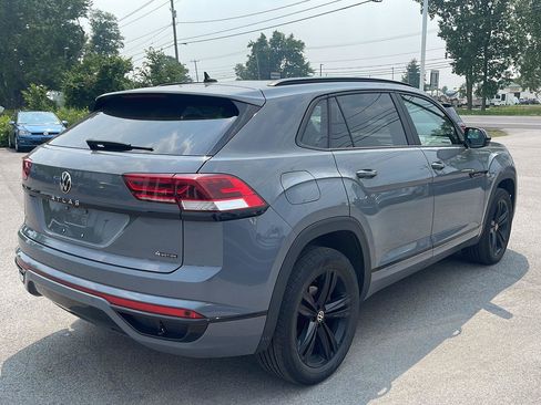 Used 2023 Volkswagen Atlas Cross Sport SEL R-Line AWD/4WD image 6
