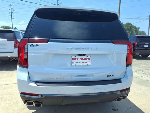 New 2026 GMC Yukon Denali Ultimate AWD/4WD image 6