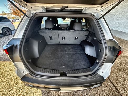 Certified 2025 GMC Terrain Elevation image 23