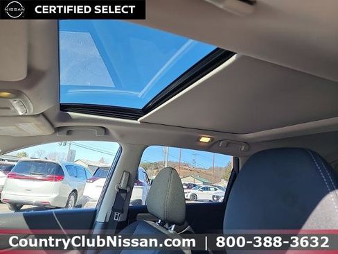 Certified 2019 Nissan Rogue SV w/ Sun & Sound Touring Package image 13