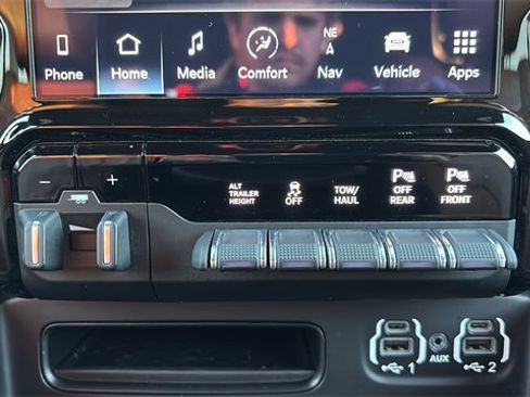 Used 2022 RAM 2500 Limited image 17