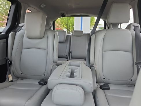 Used 2018 Honda Odyssey EX-L image 38