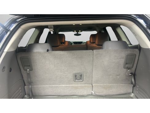 Used 2015 Chevrolet Traverse LS FWD image 26