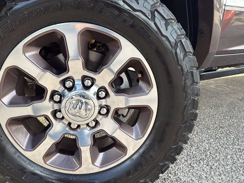 Used 2022 RAM 2500 Limited AWD/4WD image 29