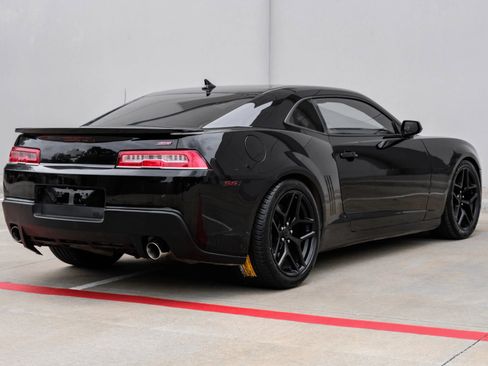 Used 2014 Chevrolet Camaro SS w/ RS Package image 8