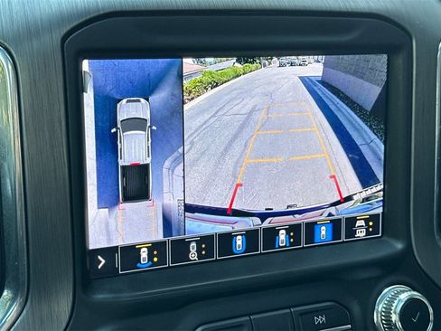 Used 2023 GMC Sierra 2500 Denali w/ Denali Ultimate Package image 20