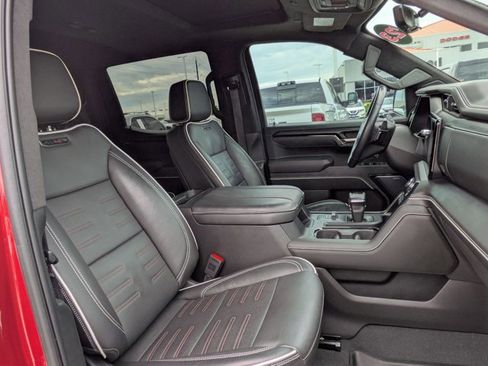 Used 2023 GMC Sierra 1500 AT4X image 19