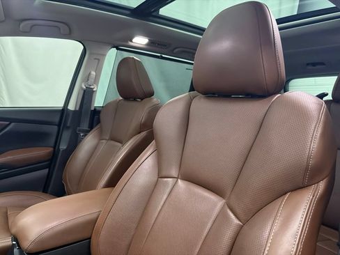 Used 2019 Subaru Ascent Touring w/ Popular Package #3 AWD/4WD image 14