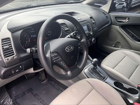Used 2016 Kia Forte LX w/ LX Popular Plus Package FWD image 18