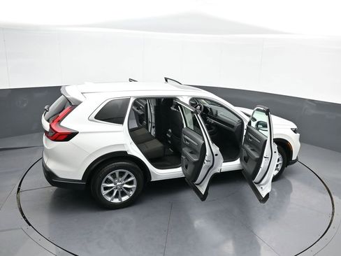 Certified 2024 Honda CR-V EX image 45
