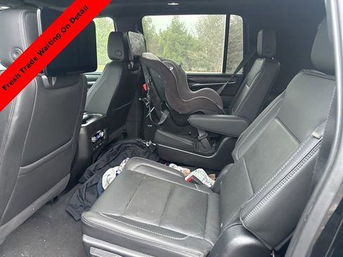 Used 2021 GMC Yukon XL Denali image 6