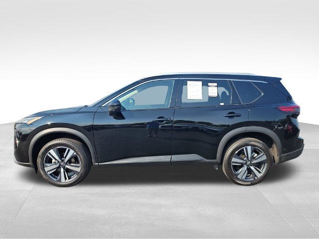 Certified 2026 Nissan Rogue SL AWD/4WD image 2