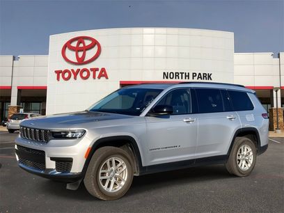 Used 2023 Jeep Grand Cherokee L Laredo