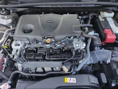 Used 2023 Toyota Camry SE FWD image 21