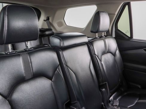 Used 2023 Honda Pilot Touring image 29
