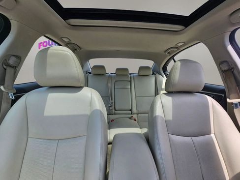 Used 2018 INFINITI Q50 Luxe w/ Sensory Package (Luxe) AWD/4WD image 18