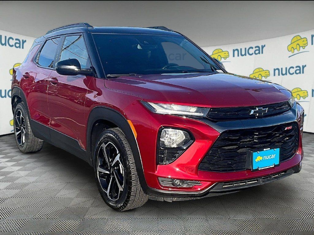 Used 2023 Chevrolet TrailBlazer RS w/ Sun and Liftgate Package AWD/4WD image 1