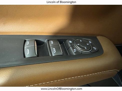 Used 2026 Chevrolet Suburban High Country w/ Sun And Tow Package AWD/4WD image 46