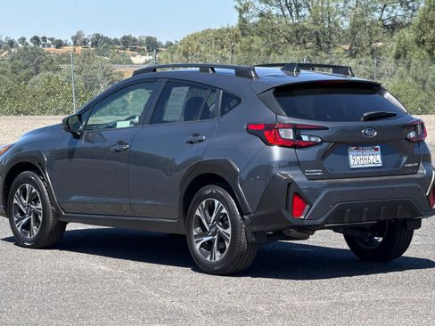 Used 2024 Subaru Crosstrek 2.0i Premium w/ Popular Package #3 AWD/4WD image 5