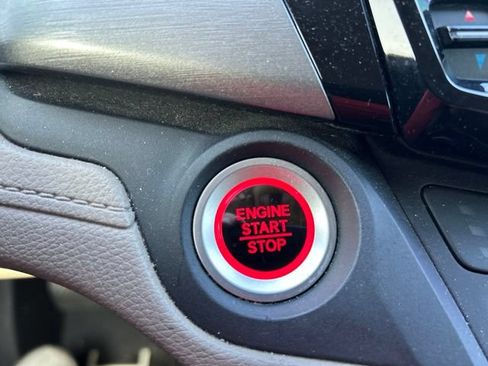 Used 2019 Honda Odyssey EX-L image 23