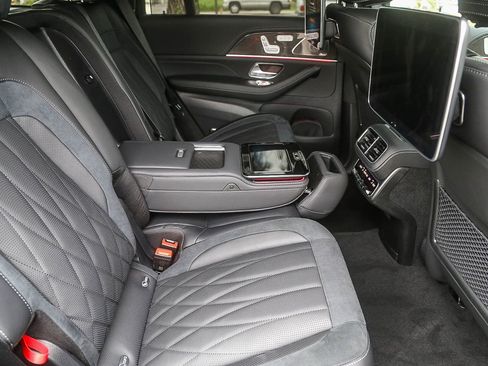 New 2026 Mercedes-Benz GLS 63 AMG GLS 63 AMG image 17