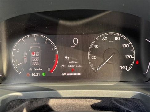 Used 2023 Honda Pilot Touring image 20