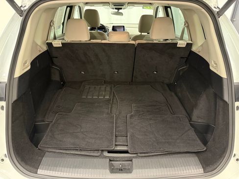 Used 2025 Nissan Rogue SV AWD/4WD image 5
