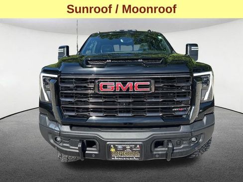 Certified 2025 GMC Sierra 2500 AT4X w/ AT4X AEV Edition AWD/4WD image 5