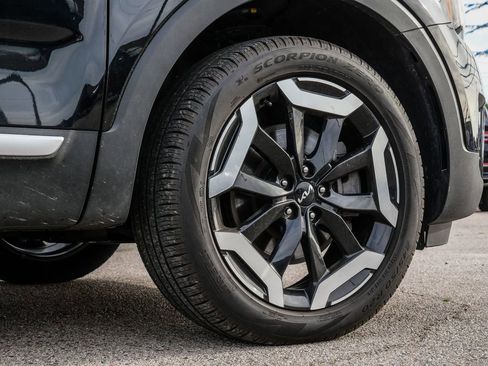 Used 2025 Kia Telluride S AWD/4WD image 9