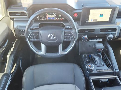 Used 2024 Toyota Tacoma TRD Off-Road AWD/4WD image 10