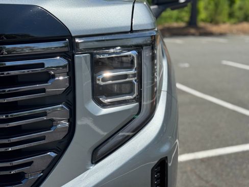Used 2026 GMC Sierra 1500 Denali Ultimate AWD/4WD image 18