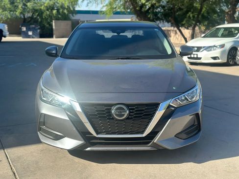 Used 2020 Nissan Sentra SV FWD image 2