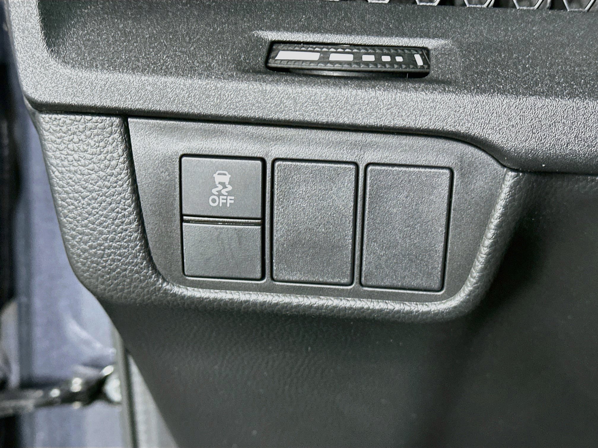 Used 2025 Honda CR-V EX image 17